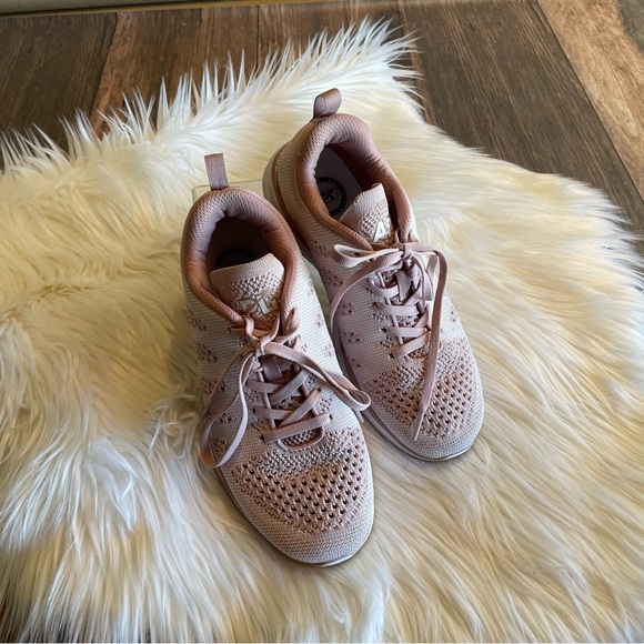 APL Women's TechLoom Pro - Picture 2 of 6